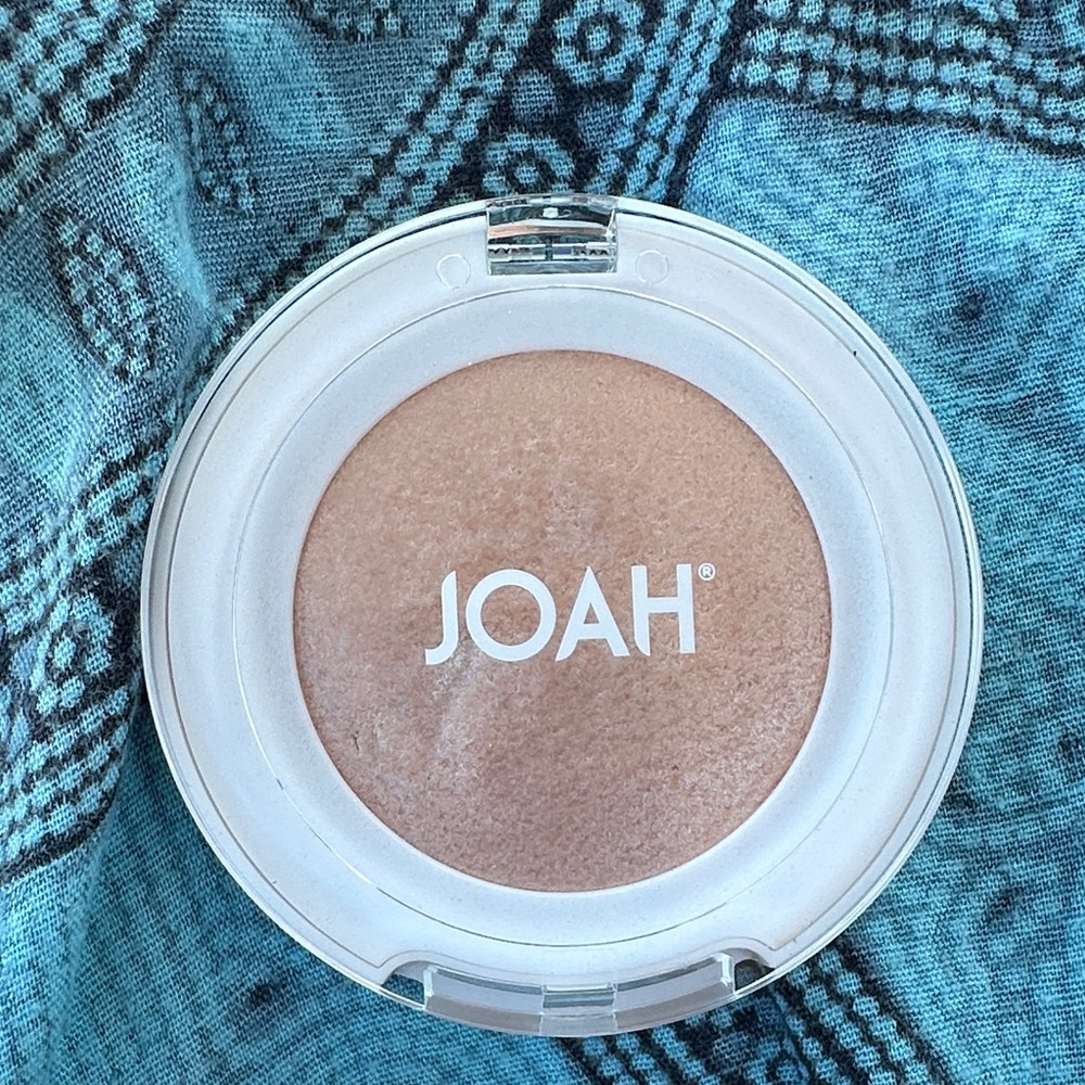 JOAH Crystal Glow Jelly Bomb Highlighter